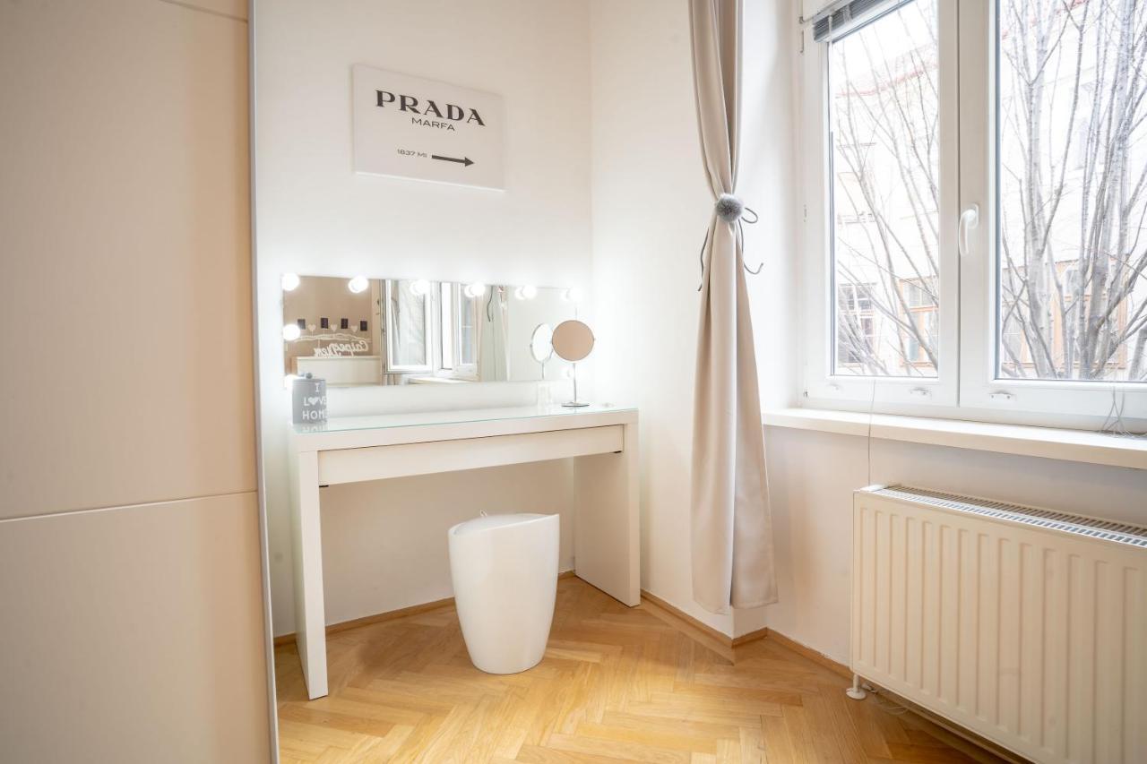 Apartmán Cozy Modern Nest In The Heart Of Vienna With Netflix Exteriér fotografie